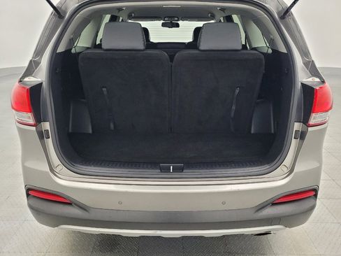 Used 2017 Kia Sorento EX image 29