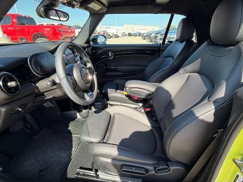 Used 2023 MINI Cooper S FWD image 11