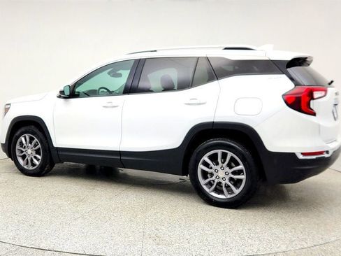Used 2022 GMC Terrain SLT AWD/4WD image 7