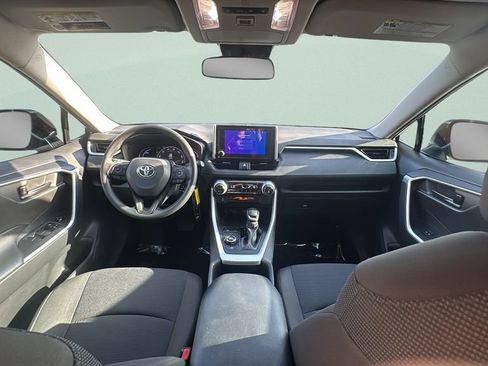 Used 2024 Toyota RAV4 LE AWD/4WD image 11