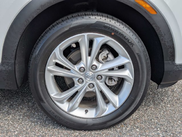 Used 2023 Buick Encore GX Preferred w/ Cold Weather Comfort Package FWD image 11