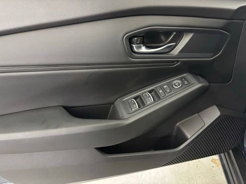 Used 2023 Honda Accord EX image 11