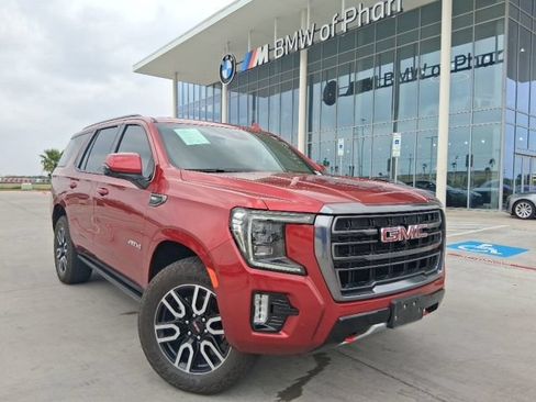 Used 2024 GMC Yukon AT4 w/ AT4 Premium Package AWD/4WD image 1