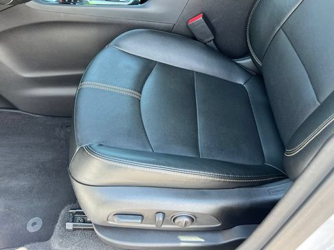 Used 2024 Chevrolet Equinox Premier AWD/4WD image 27