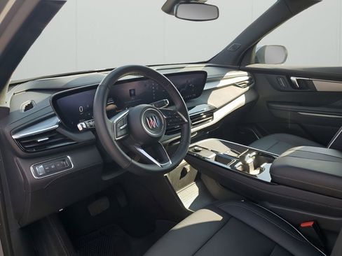 Certified 2025 Buick Enclave Preferred image 25