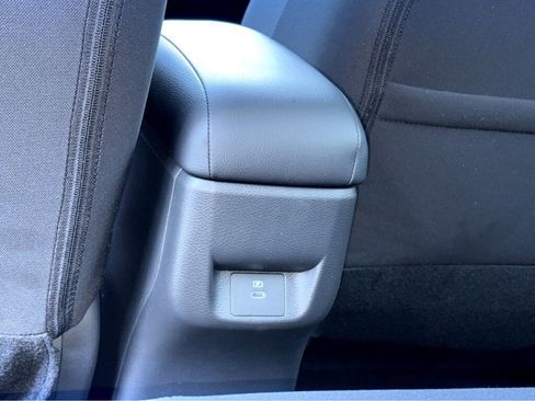 New 2025 Nissan Versa SR w/ Lighting Package image 26