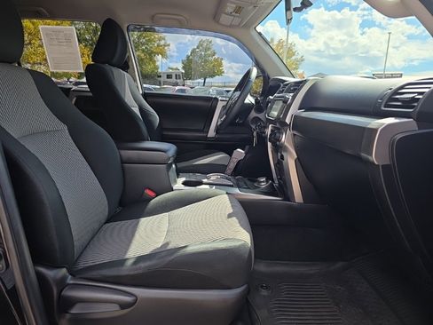 Used 2016 Toyota 4Runner SR5 image 22