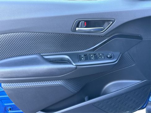 Used 2018 Toyota C-HR XLE image 21