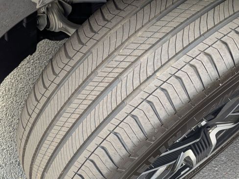 New 2026 Mercedes-Benz GLC 300 image 12