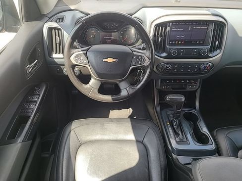 Used 2020 Chevrolet Colorado Z71 AWD/4WD image 25