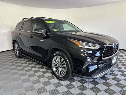 Used 2021 Toyota Highlander Platinum