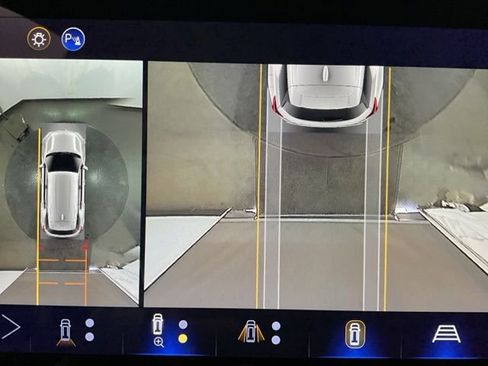 New 2026 Chevrolet Equinox LT w/ Convenience Package II AWD/4WD image 17