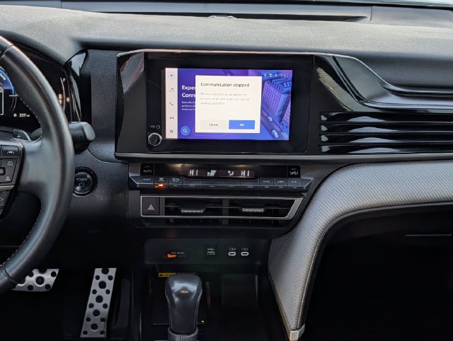 Used 2025 Toyota Camry SE w/ Convenience Package FWD image 15