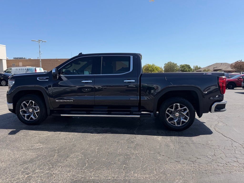 Used 2026 GMC Sierra 1500 SLT w/ SLT Premium Plus Package AWD/4WD image 13