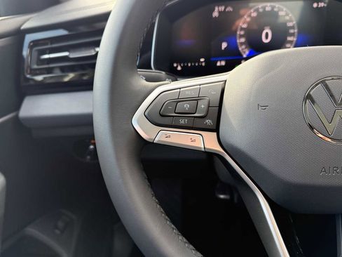 New 2026 Volkswagen Jetta SE image 11