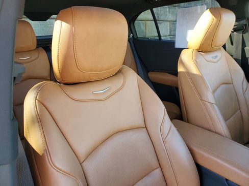 Used 2020 Cadillac XT4 Sport image 40