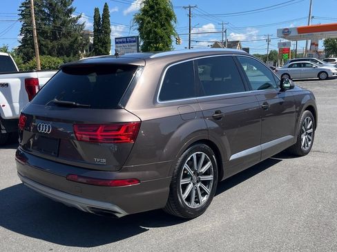 Used 2017 Audi Q7 3.0T Prestige AWD/4WD image 3