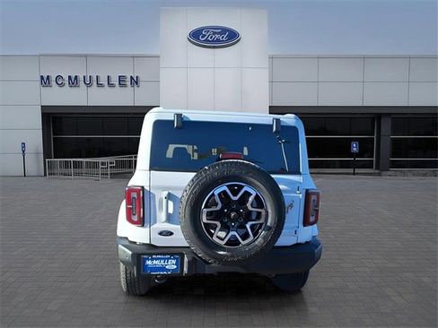 New 2025 Ford Bronco Outer Banks image 4