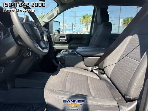 Used 2024 Chevrolet Silverado 2500 Custom w/ Custom Value Package image 14