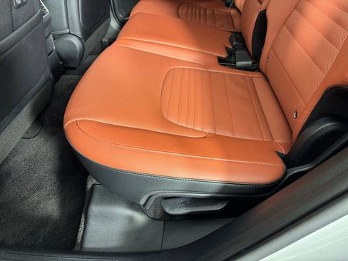 Used 2024 Kia Sportage SX AWD/4WD image 33