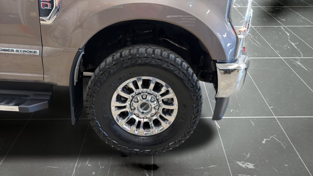Used 2022 Ford F350 Lariat w/ Lariat Ultimate Package AWD/4WD image 54