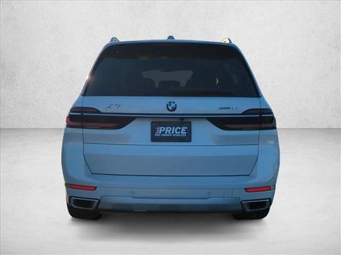Certified 2026 BMW X7 xDrive40i AWD/4WD image 7