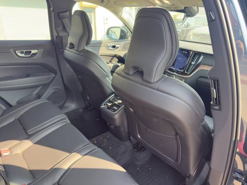 Certified 2023 Volvo XC60 B6 Ultimate image 31