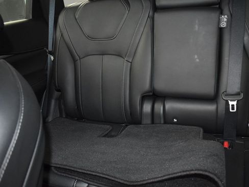 Certified 2025 INFINITI QX60 Luxe image 14