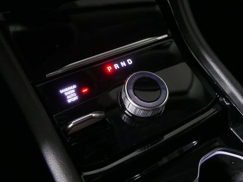 Used 2023 Jeep Grand Cherokee Limited w/ Black Appearance Package AWD/4WD image 24