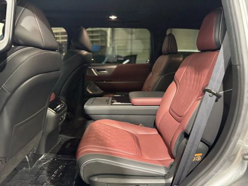 Used 2025 INFINITI QX80 Autograph w/ Premium Cargo Package image 18