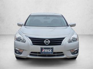 Used 2015 Nissan Altima 2.5 SV FWD video 2
