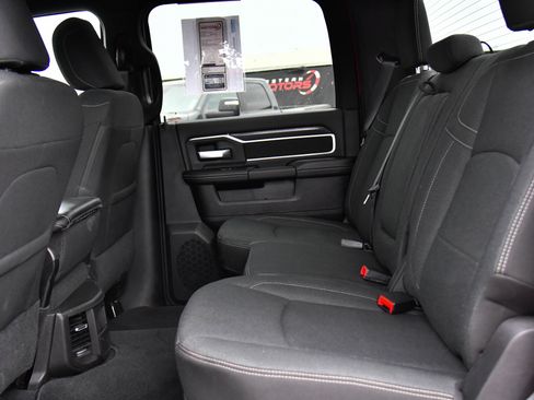 Used 2026 RAM 2500 Big Horn AWD/4WD image 40
