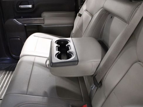 Used 2021 Chevrolet Silverado 2500 LTZ w/ LTZ Convenience Package image 21