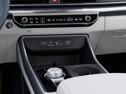 New 2025 Kia Carnival SX w/ SX Dark Edition Package FWD image 23