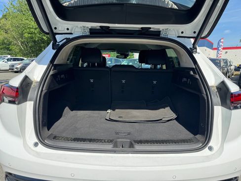 Used 2021 Buick Envision Essence w/ Sport Touring Package AWD/4WD image 25