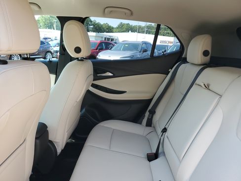 Used 2025 Buick Encore GX Sport Touring w/ Advanced Technology Package image 10