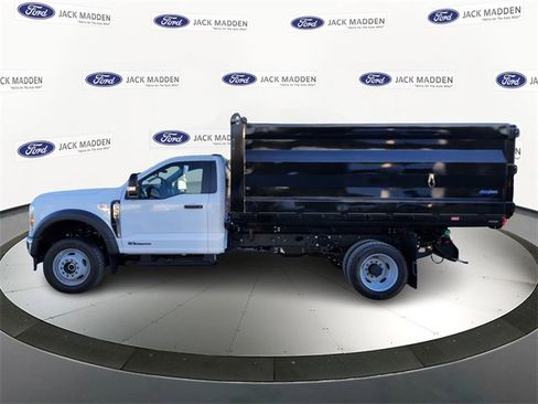 New 2025 Ford F450 XL image 2