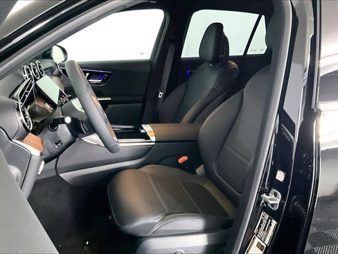 New 2026 Mercedes-Benz GLC 300 GLC 300 image 14