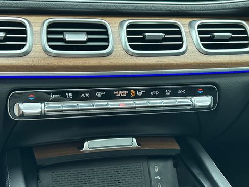 Certified 2025 Mercedes-Benz GLE 450 4MATIC image 32