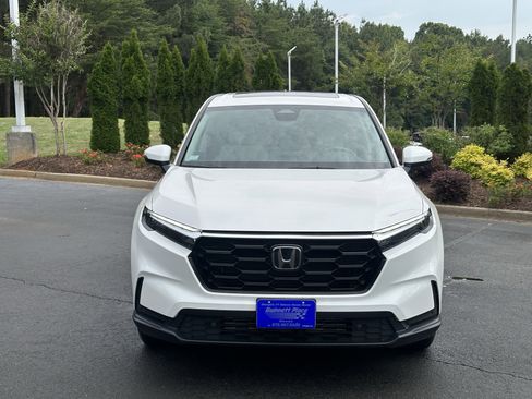 Used 2024 Honda CR-V EX-L image 3