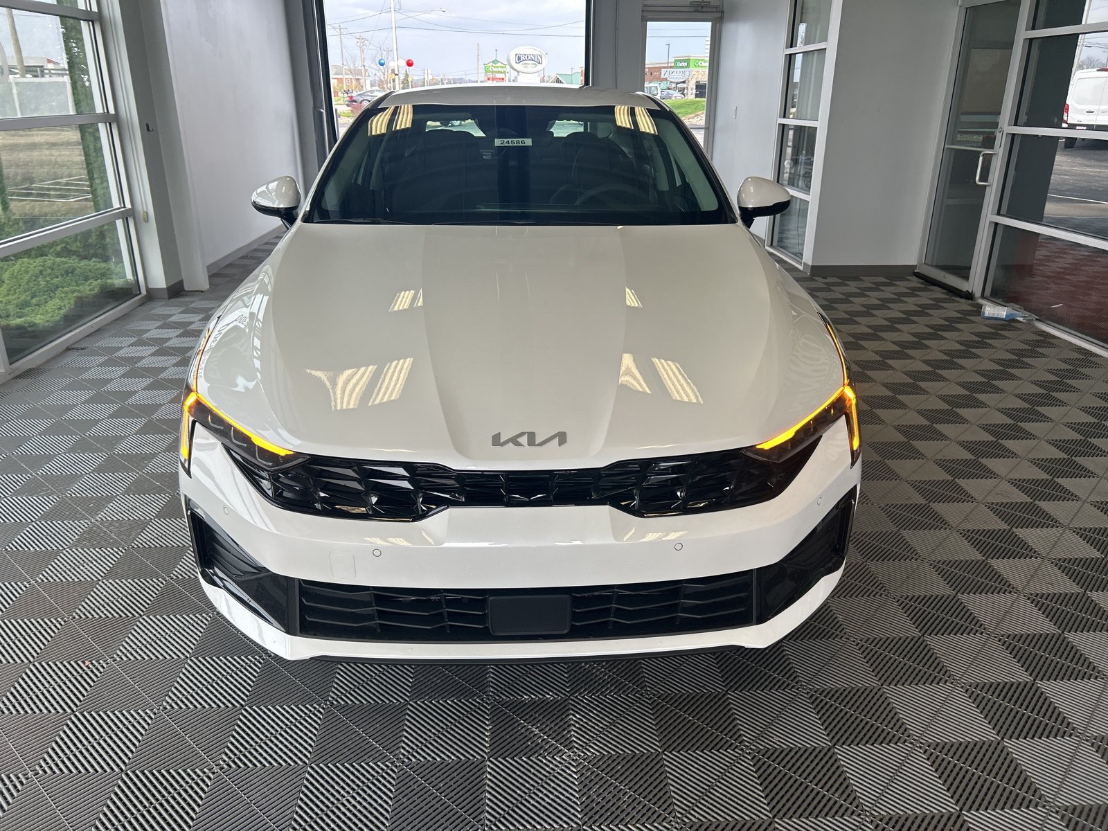 New 2026 Kia K5 LXS FWD image 2