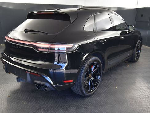 Certified 2024 Porsche Macan GTS image 43