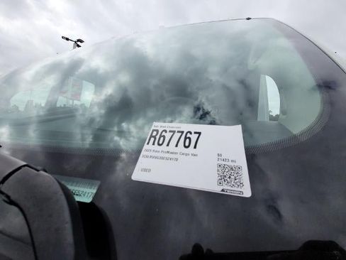 Used 2025 RAM ProMaster 2500 w/ U-Haul Equipment Group FWD image 29