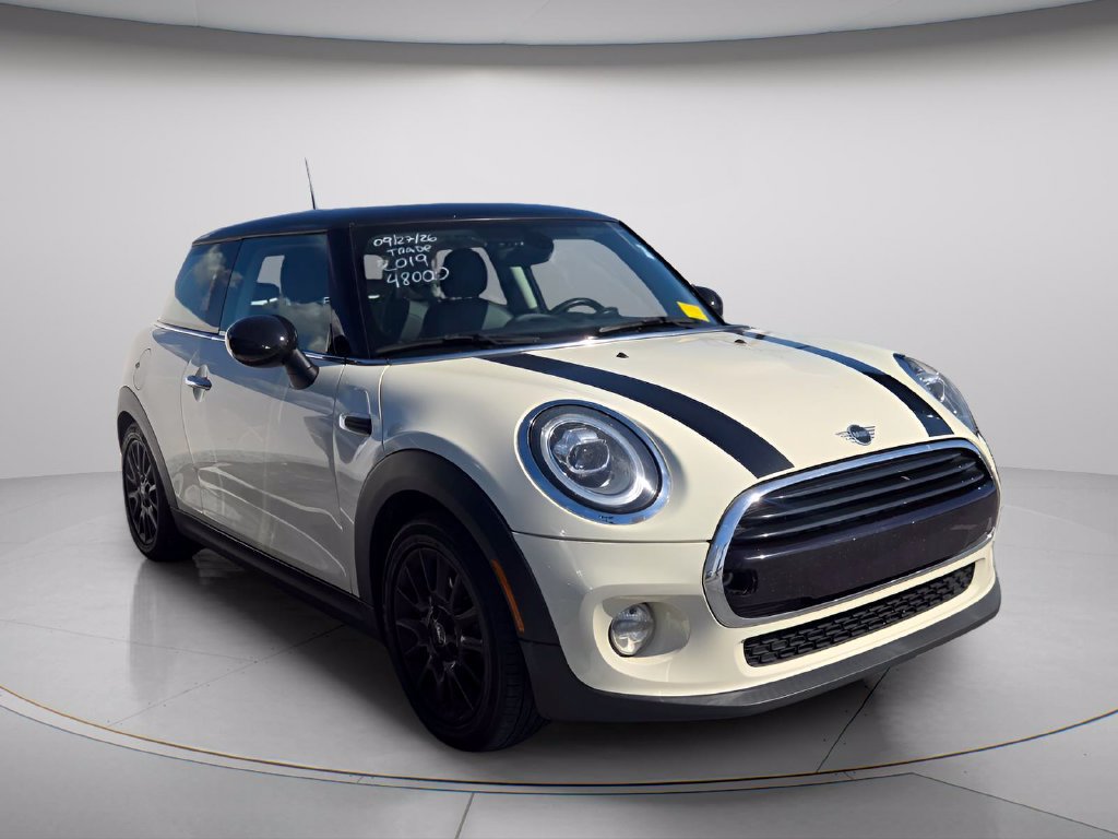 Used 2019 MINI Cooper 2-Door Hardtop FWD image 4