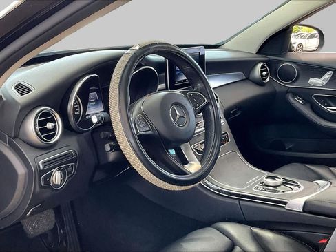 Used 2017 Mercedes-Benz C 300 Sedan image 18