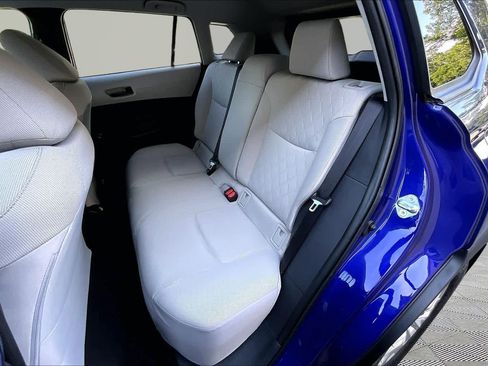 Used 2025 Toyota Corolla Cross LE FWD image 21