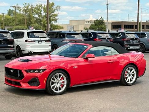 Used 2025 Ford Mustang GT Premium RWD image 45