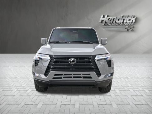 Used 2024 Lexus GX 550 w/ Cold Area Package image 6