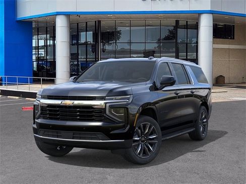 New 2026 Chevrolet Suburban LS RWD image 6