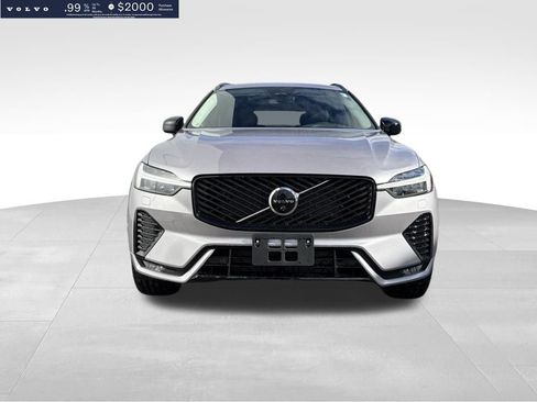 New 2026 Volvo XC60 B5 Plus w/ Climate Package image 8